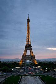 Tour Eiffel : la grève a engendré de 1 à 2 millions d'euros de manque à gagner