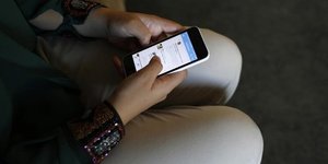 Blanquer veut interdire les telephones portables au college