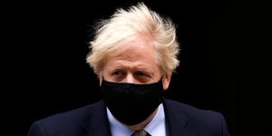 Brexit: boris johnson doit arbitrer vendredi entre concessions et ligne dure