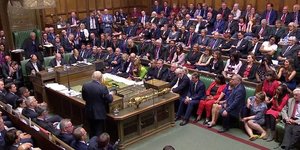 Brexit: la motion des opposants au "no deal" adoptee a la chambre des communes