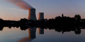 Centrale nucleaire d& 39 electricite de france edf a civaux