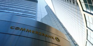 Commerzbank prevoit de supprimer 4.300 postes