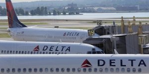 Delta airlines reduit sa prevision de marge, le titre baisse