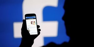 Facebook conseille les britanniques contre les "fake news"