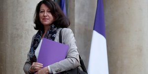 France: concertation de "quelques mois" sur les retraites, corrige buzyn