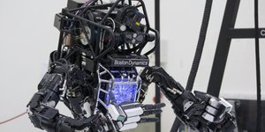 Guerre du futur, robot, Boston Dynamics, Darpa, Défense, armée, militaire, champs de bataille numérique,