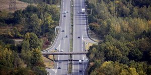 Hausse de 1% a 2% des peages d'autoroute en 2018, selon le journal du dimanche