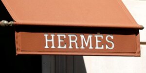 Hermes: fort rebond des ventes en chine, la rentabilite a un niveau record