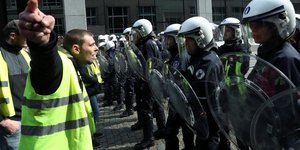 Interdiction de manifestation samedi a lyon des gilets jaunes