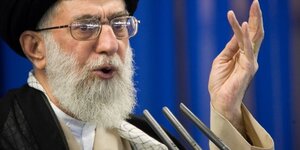 Iran: khamenei pourrait renforcer son emprise lors de la presidentielle de vendredi