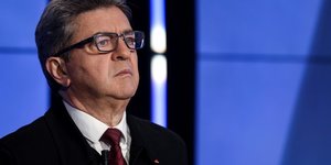 Jean-luc melenchon vote la loi pacte par "erreur"