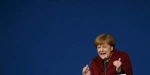 La chancelière allemande Angela Markel prend la parole lors d'un congrès du CDU le 22 février 2016