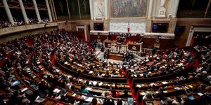 La loi sur l'energie et le climat adoptee a l'assemblee