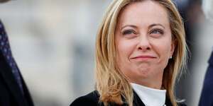 La premiere ministre italienne giorgia meloni assiste a une ceremonie a rome