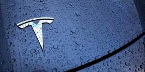 Le logo de tesla