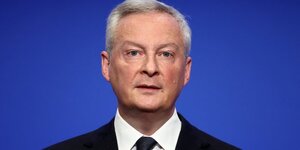Le ministre francais de l'economie bruno le maire au ministere des finances de bercy a paris