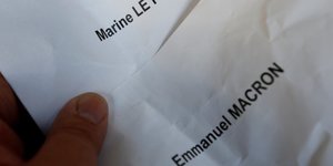 Macron Le Pen présidentielle bulletin vote