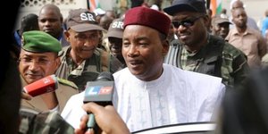 Mahamadou issoufou reelu president avec 92,5% des voix au nigeria