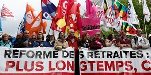 Manifestation a paris contre le projet de reforme des retraites