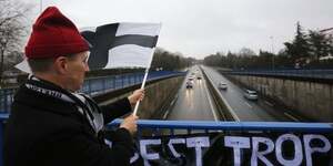 Militant contre l& 39 Ecotaxe bonnets rouges