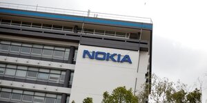 Nokia: baisse du chiffre d'affaires moins forte qu'attendu au quatrieme trimestre