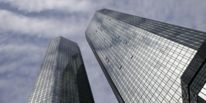 Perte nette de 6,7 milliards d'euros en 2015 anticipee par deutsche bank
