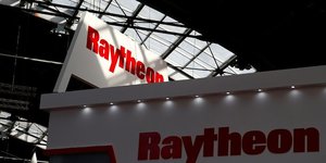 Raytheon signe un contrat de 1,5 milliards de dollars avec les emirats arabes unis