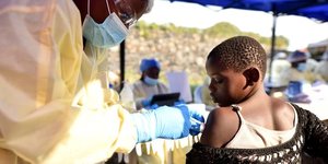 Rdc: la fievre ebola declaree "urgence de sante publique internationale"