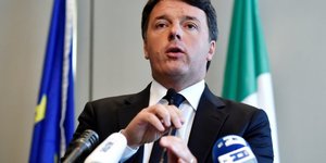 Renzi reprend la tete du parti democrate italien
