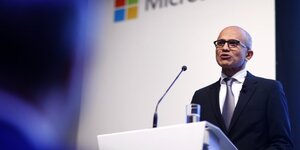 Satya Nadella, PDG de Microsoft, prsente la stratgie du groupe sur le cloud