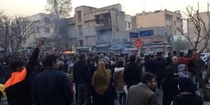 Troisieme jour de manifestations en iran