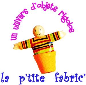 un univers d'objets rigolos La p'tite fabric'_logo